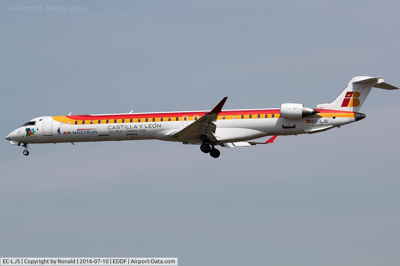 EC-LJS, 2010 Bombardier CRJ-1000ER NG (CL-600-2E25) C/N 19003, at fra