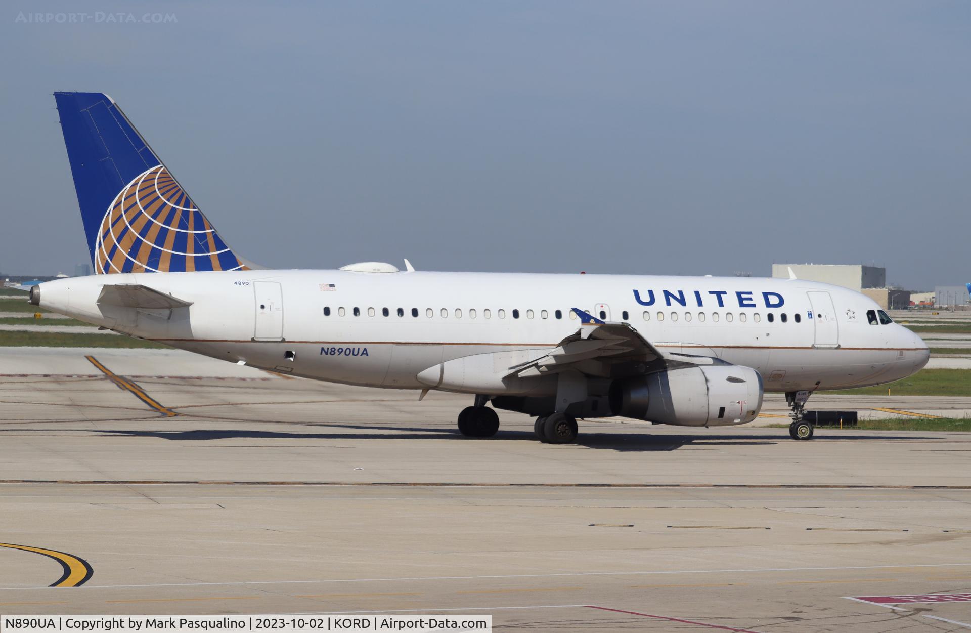 N890UA, 2006 Airbus A319-132 C/N 2815, Airbus A319-132