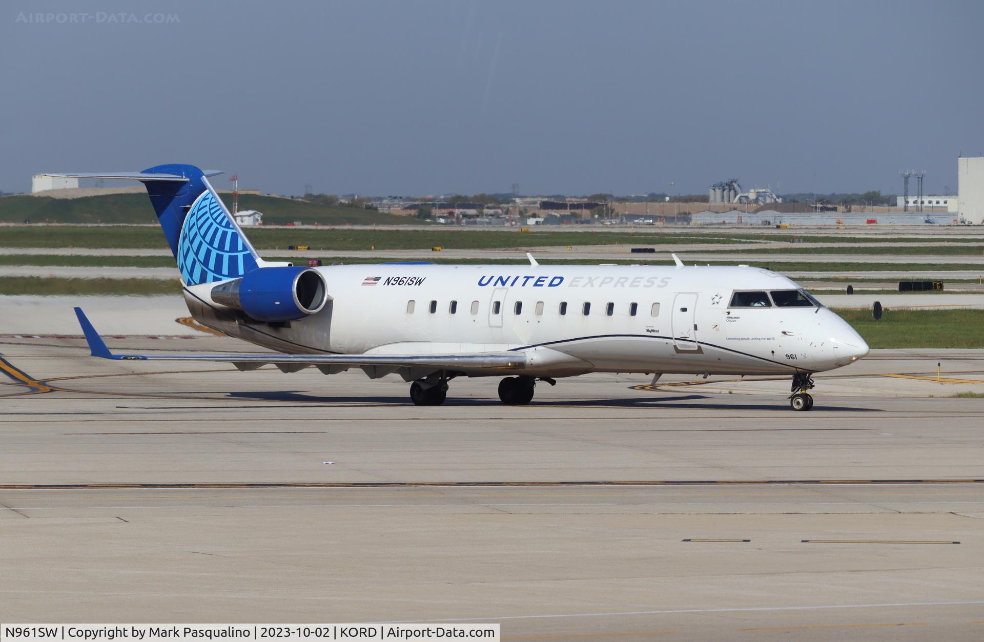 N961SW, 2003 Canadair CL-600-2B19 Regional Jet CRJ-200LR C/N 7857, CL-600-2B19