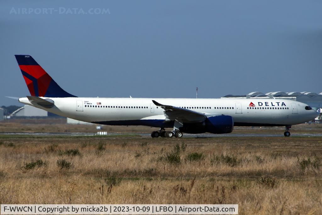 F-WWCN, 2023 Airbus A330-941 C/N 2037, Taxiing. To become N425DX