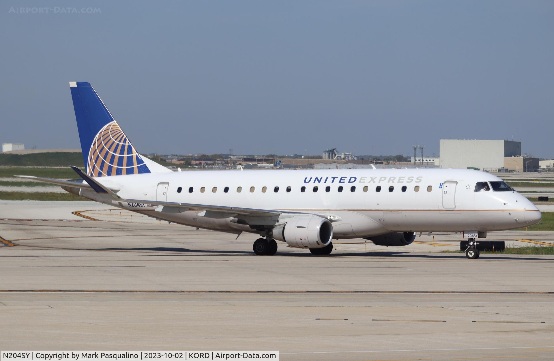 N204SY, 2016 Embraer 175LR (ERJ-170-200LR) C/N 17000626, ERJ-170-200LR