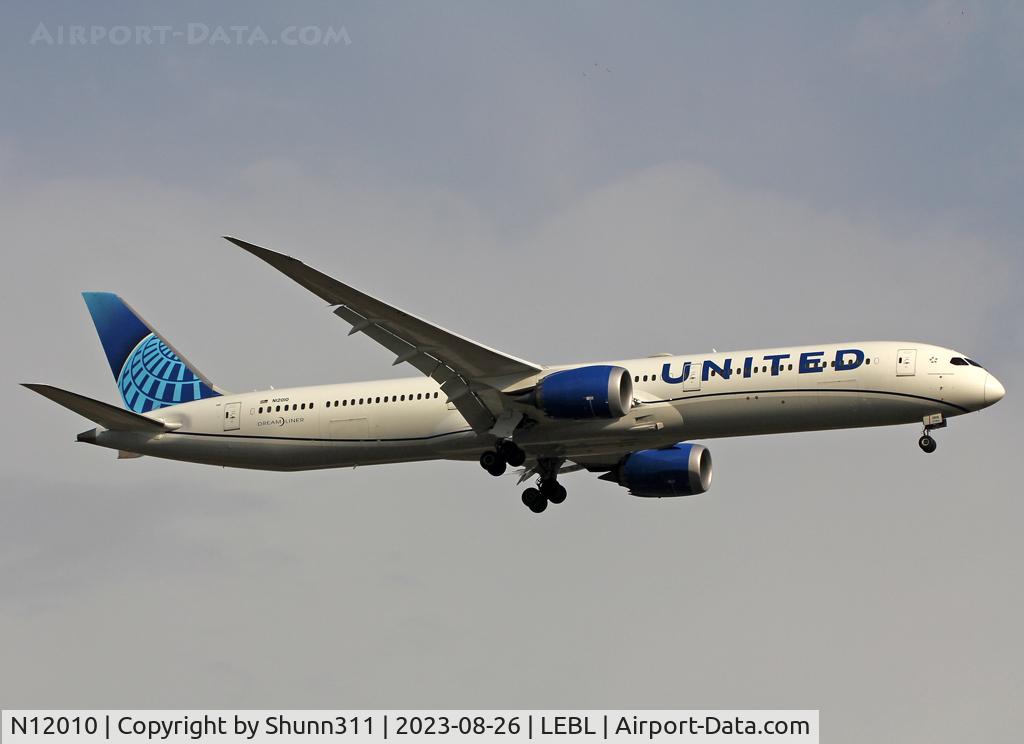 N12010, 2019 Boeing 787-10 Dreamliner C/N 40926, Landing rwy 06L