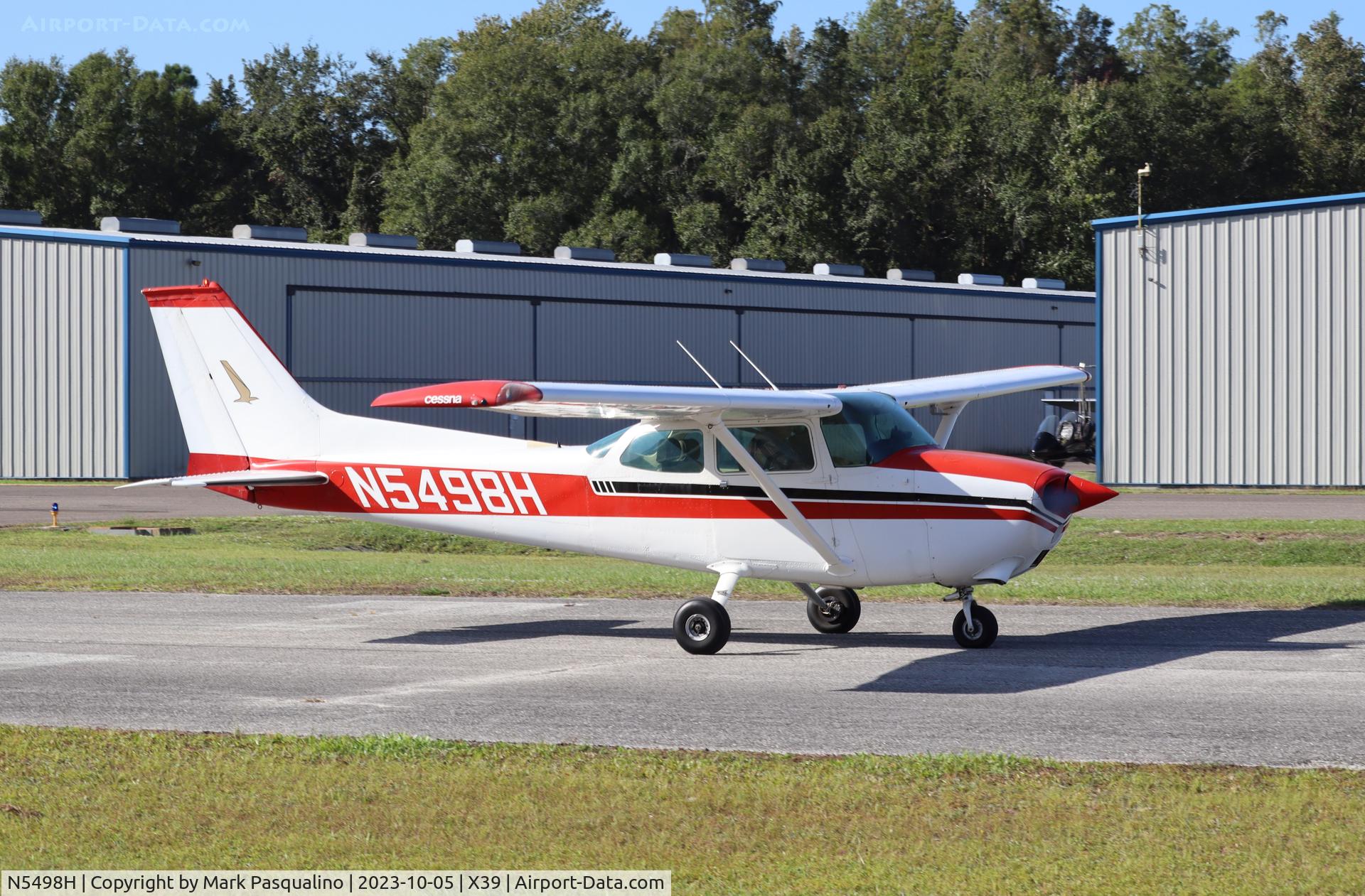 N5498H, 1975 Cessna 172M C/N 17265468, Cessna 172M