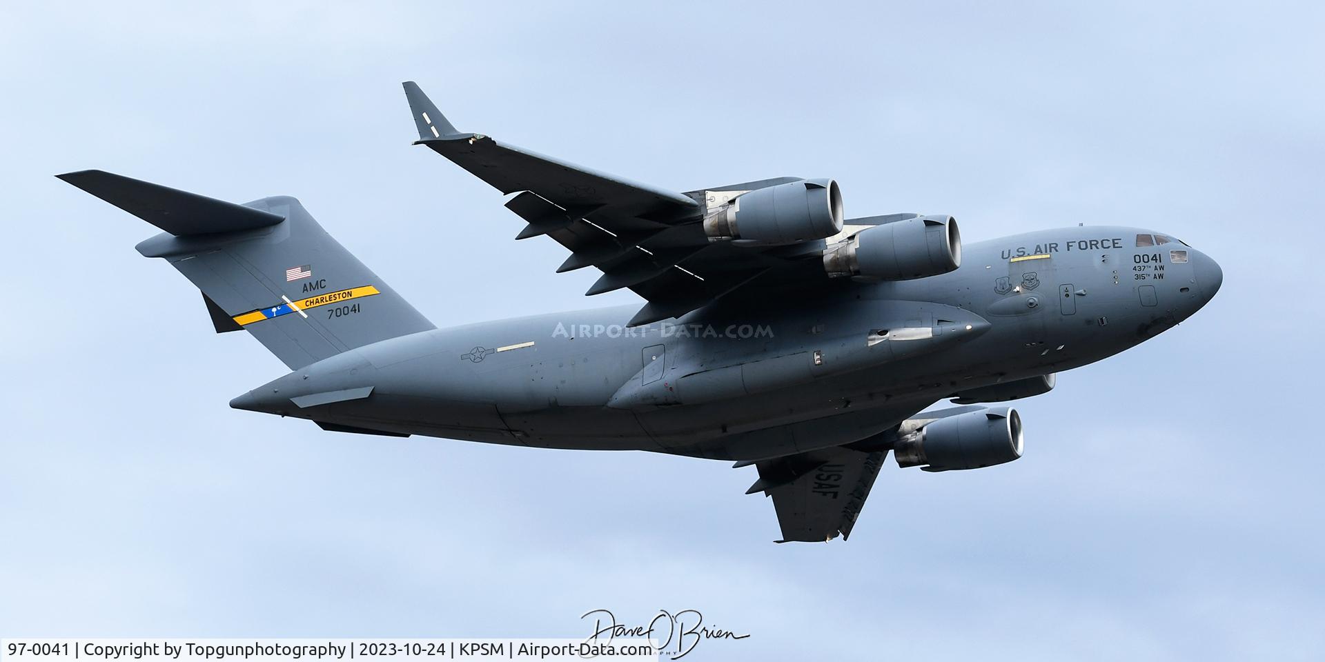 97-0041, 1997 Boeing C-17A Globemaster III C/N 50045/P-41, Moose out of Charleston