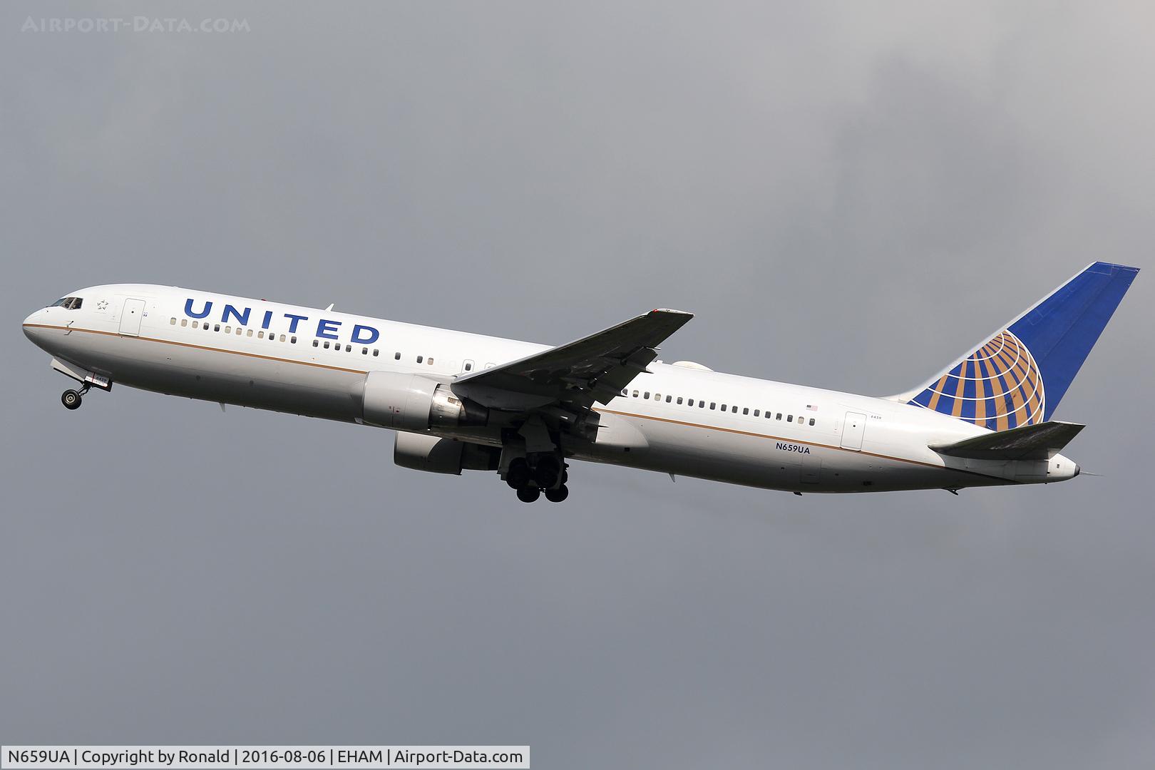 N659UA, 1993 Boeing 767-322 C/N 27114, at spl
