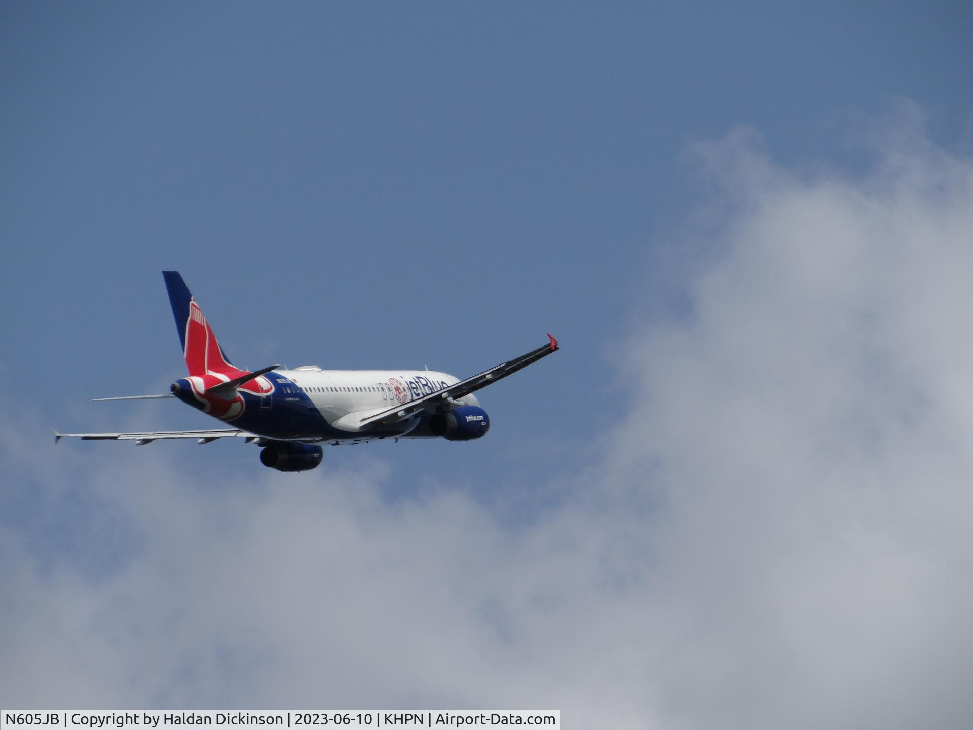 N605JB, 2005 Airbus A320-232 C/N 2368, 2005 Airbus A320-232 Red Sox