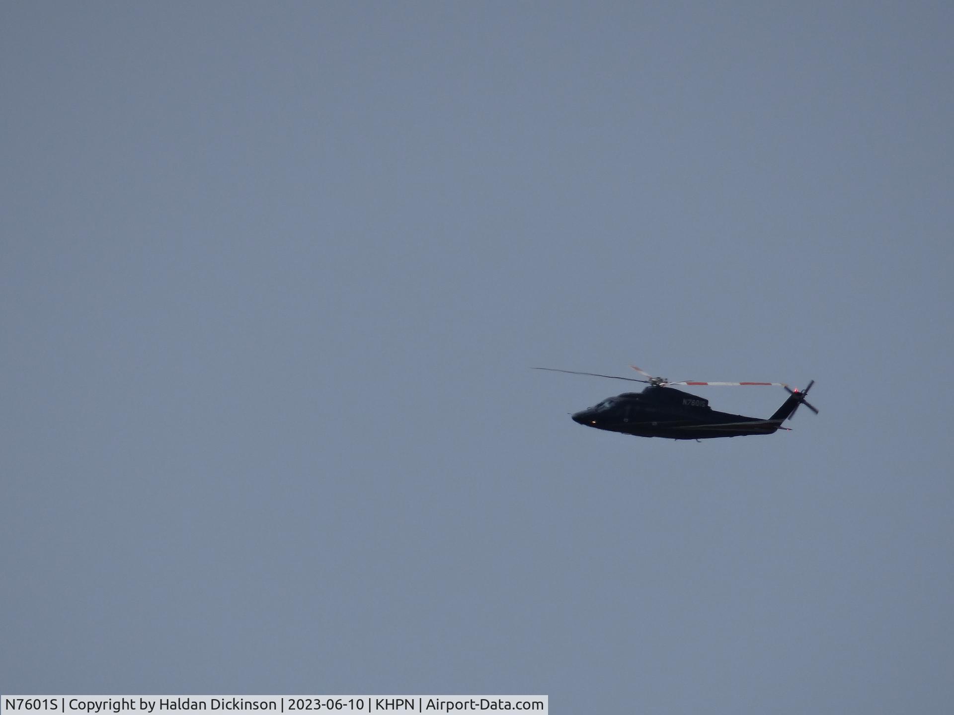 N7601S, 2005 Sikorsky S-76C C/N 760585, FlexJet Vertical 2005 Sikorsky S-76C