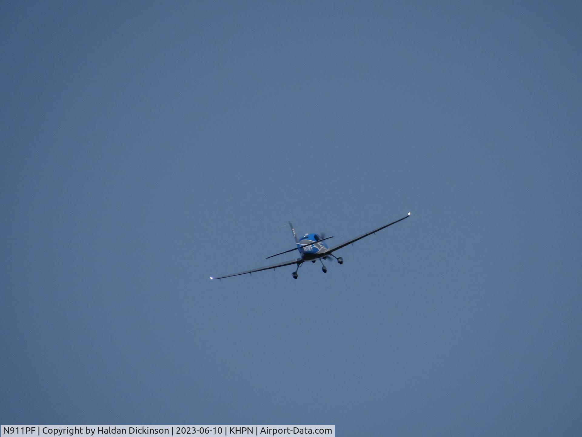 N911PF, 2018 Cirrus SR20 G6 C/N unknown, 2018 Cirrus SR20 G6 Taking Off