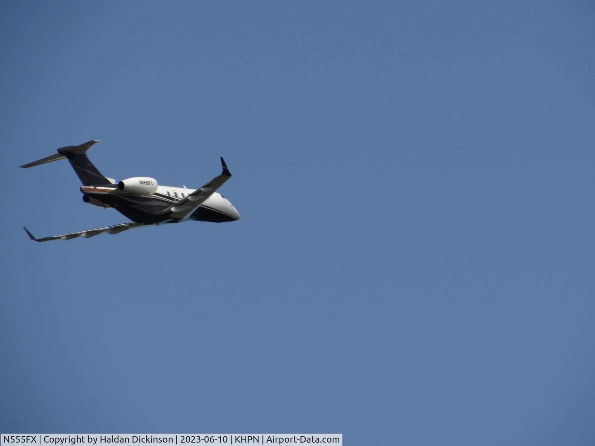 N555FX, 2006 Bombardier BD-100-1A10 C/N 20084, 2006 Bombardier BD-100-1A10
