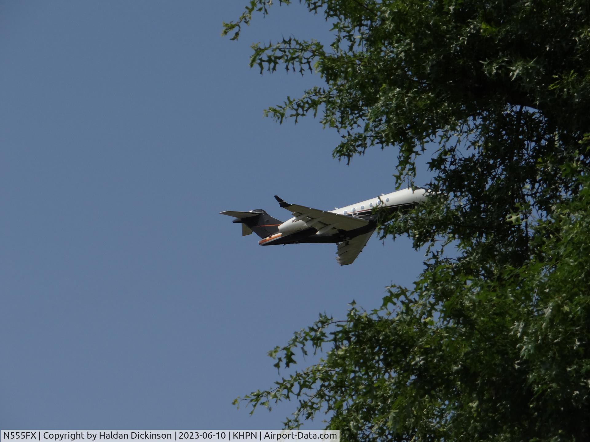 N555FX, 2006 Bombardier BD-100-1A10 C/N 20084, 2006 Bombardier BD-100-1A10