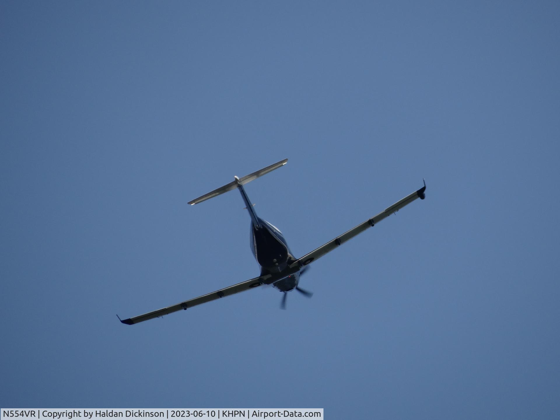 N554VR, 1999 Pilatus PC-12/45 C/N 288, 1999 Pilatus PC-12/45
Takeoff