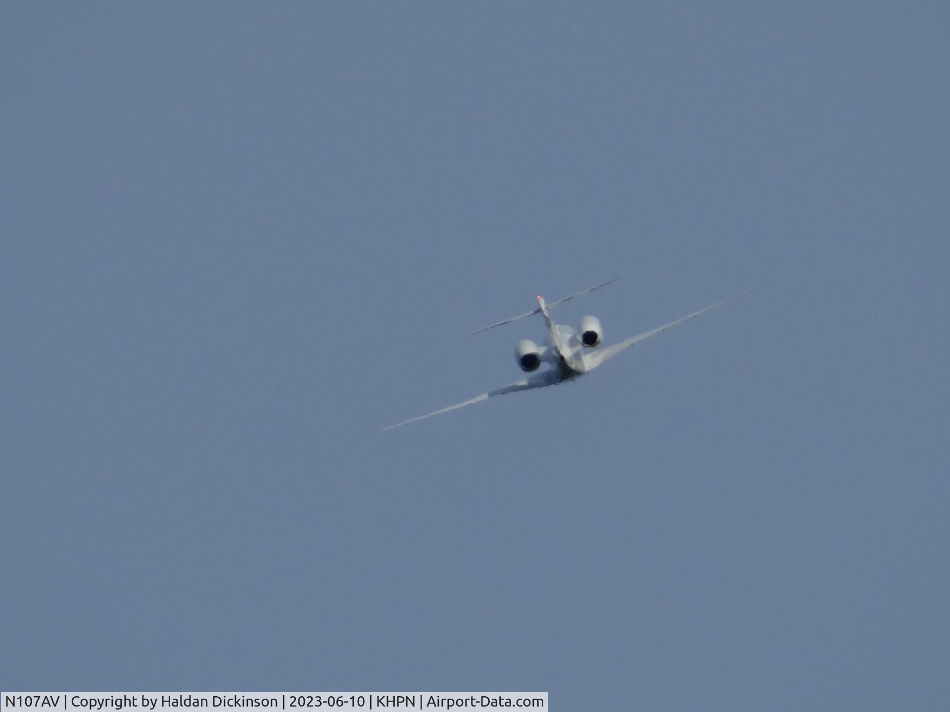 N107AV, 2000 Cessna 750 Citation X Citation X C/N 750-0107, 2000 Cessna 750
Takeoff