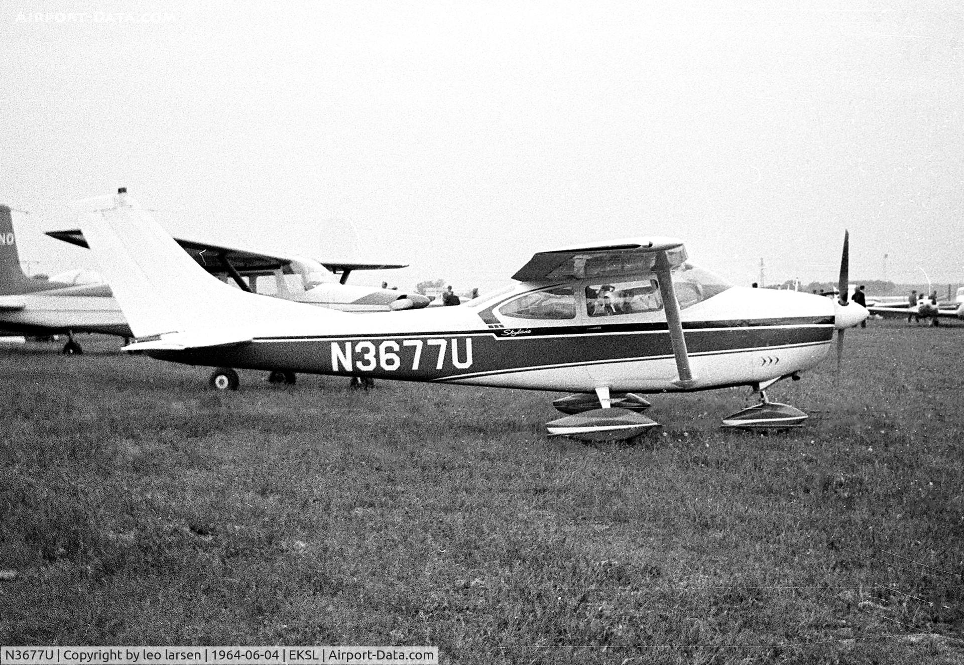 N3677U, 1980 Beech 95-B55 (T42A) Baron C/N TC-2337, Skovlunde 4.6.1964
