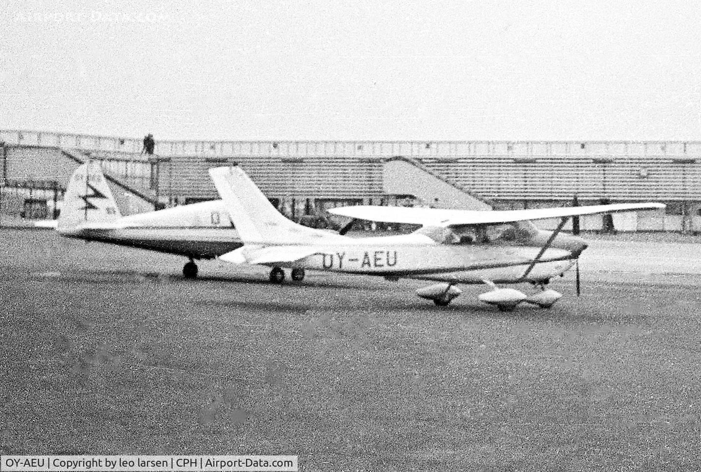 OY-AEU, 1962 Cessna 182E Skylane Skylane C/N 182-53986, Copenhagen