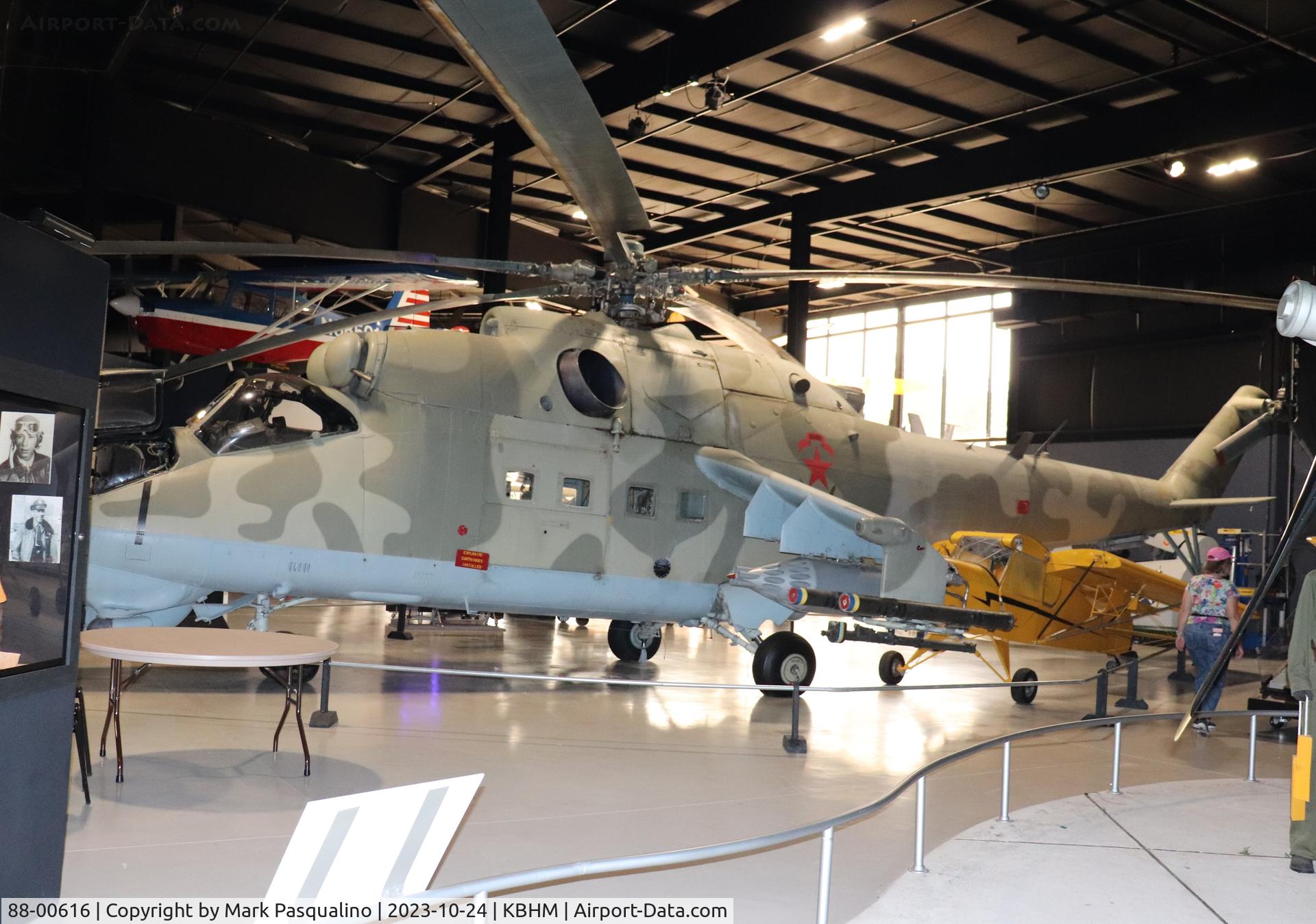 88-00616, Mil Mi-24D C/N 110166, Mil Mi-24D