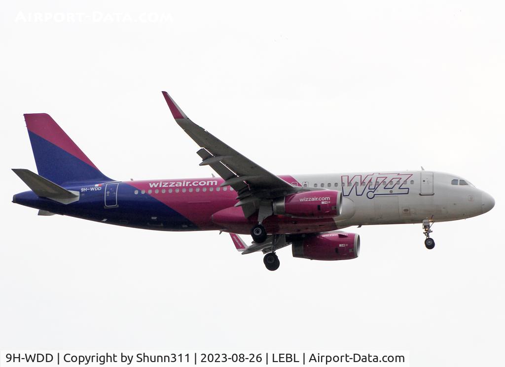 9H-WDD, 2015 Airbus A320-232 C/N 6631, Landing rwy 06L