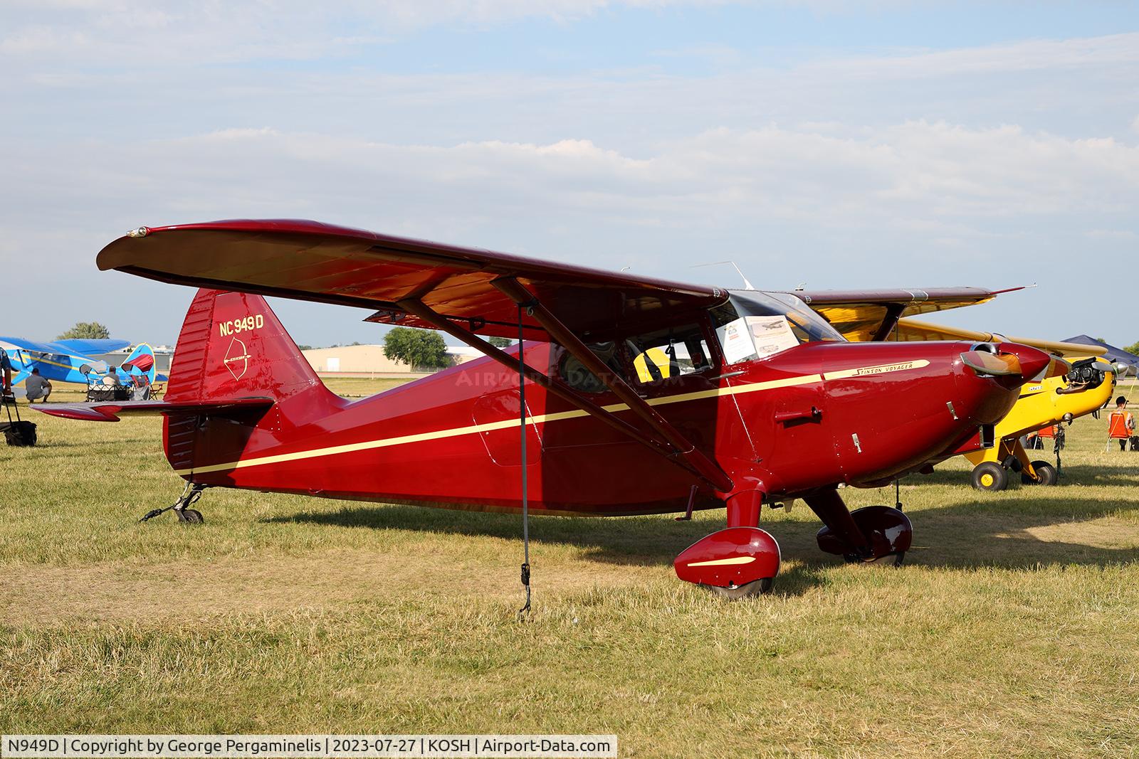 N949D, 1947 Stinson 108-2 Voyager C/N 1082949, Oshkosh 2023.
