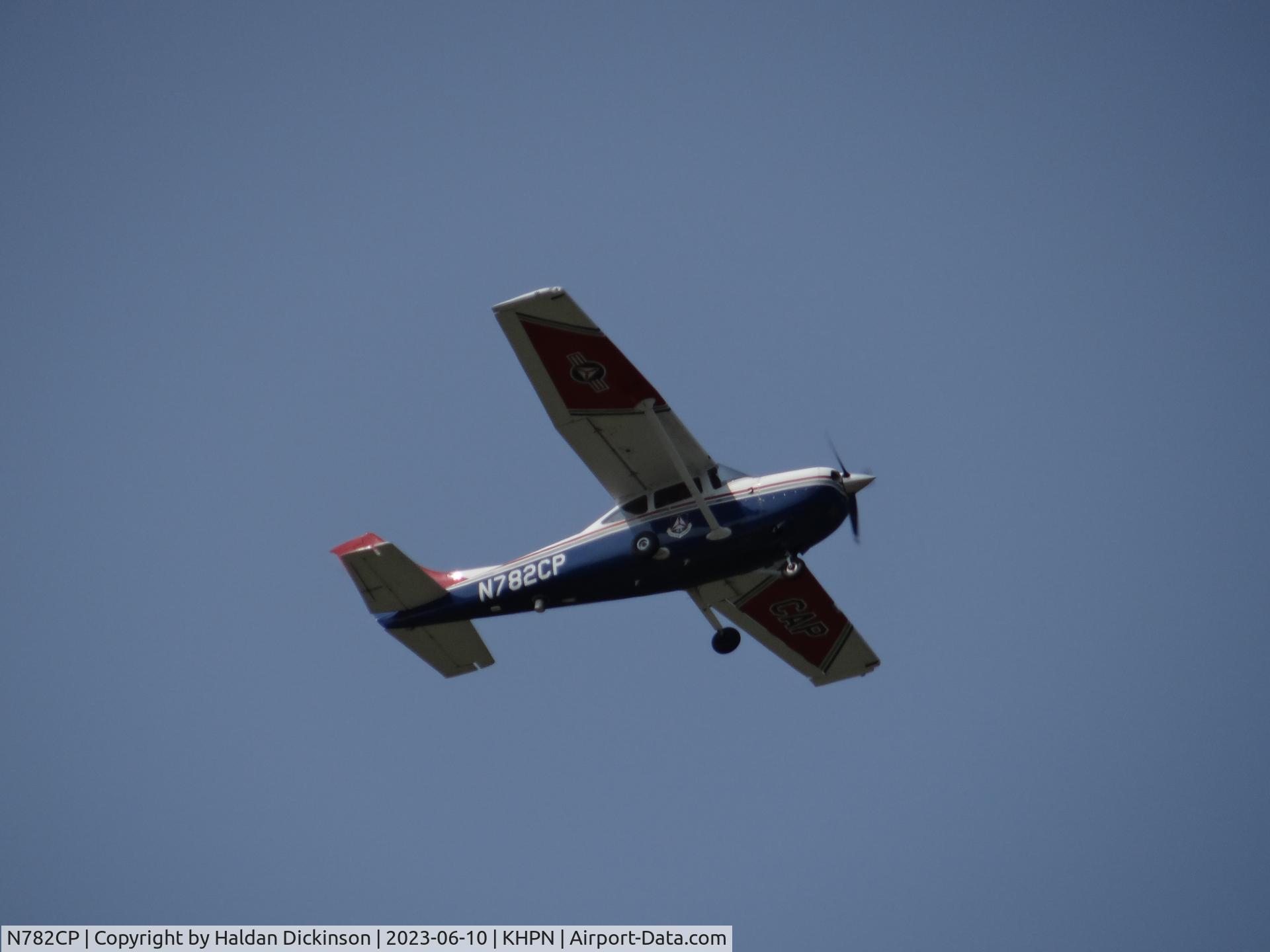 N782CP, 2006 Cessna 182T Skylane C/N 18281782, 2006 Cessna 182T
Takeoff