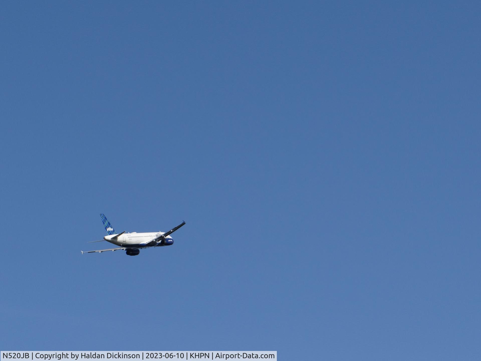 N520JB, 2001 Airbus A320-232 C/N 1446, 2001 Airbus A320-232
Takeoff