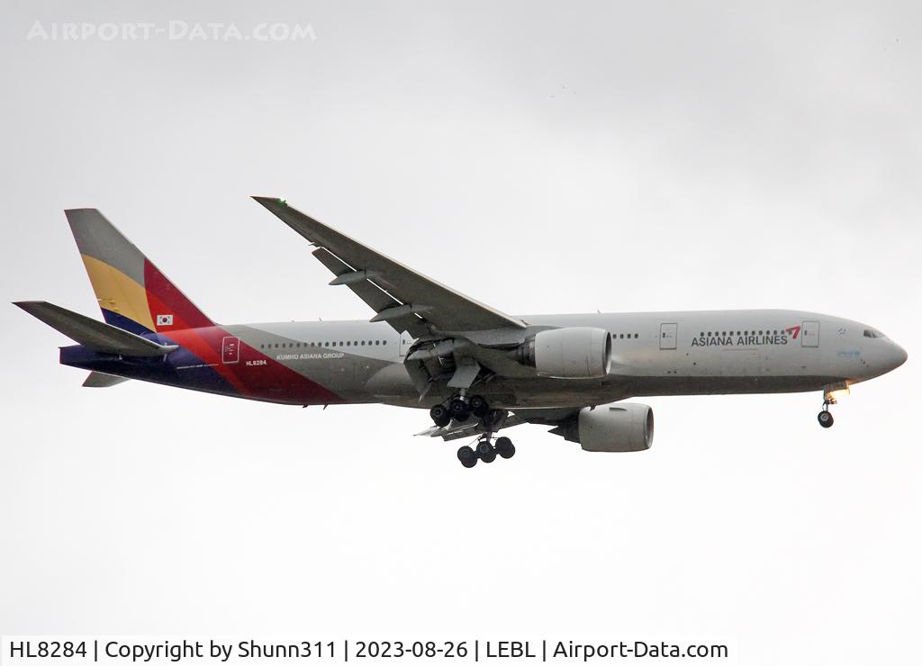 HL8284, 2013 Boeing 777-28E/ER C/N 40199, Landing rwy 06L