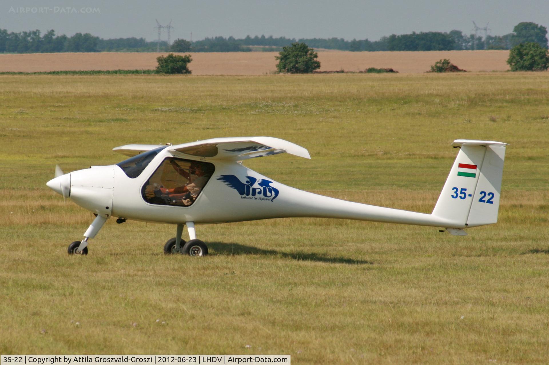 35-22, Pipistrel Virus 912 C/N 085R1V91221102, LHDV - Dunaújváros-Kisapostag Airport, Hungary AIRSHOW 2012