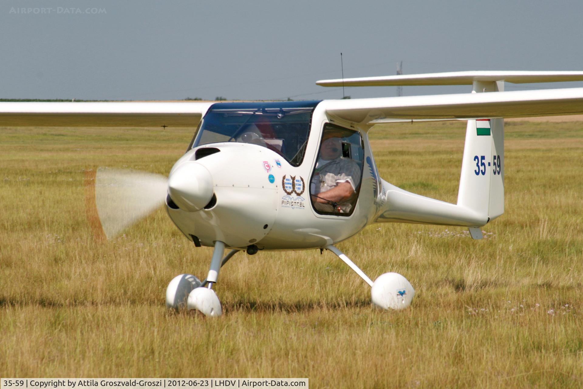 35-59, Pipistrel Virus 912 C/N 037V9120601, LHDV - Dunaújváros-Kisapostag Airport, Hungary AIRSHOW 2012