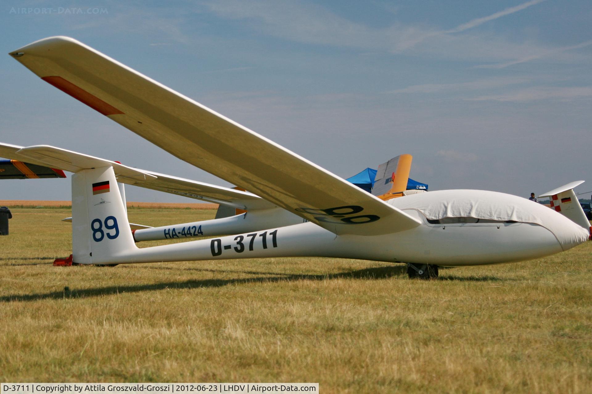 D-3711, 1976 Grob G-102 Astir CS C/N 1216, LHDV - Dunaújváros-Kisapostag Airport, Hungary AIRSHOW 2012