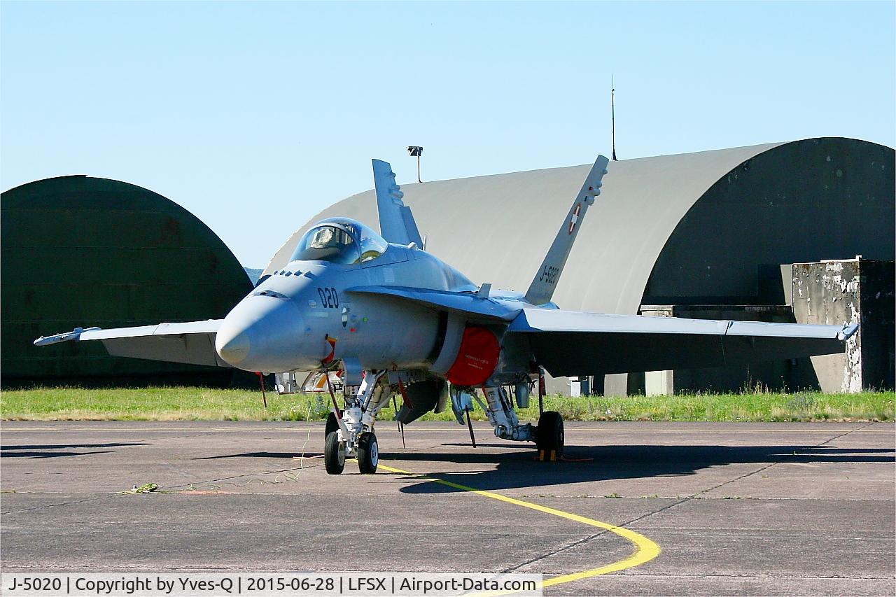 J-5020, McDonnell Douglas F/A-18C Hornet C/N 1369/SFC020, McDonnell Douglas FA-18C Hornet, Flight line, Luxeuil-Saint Sauveur Air Base 116 (LFSX)