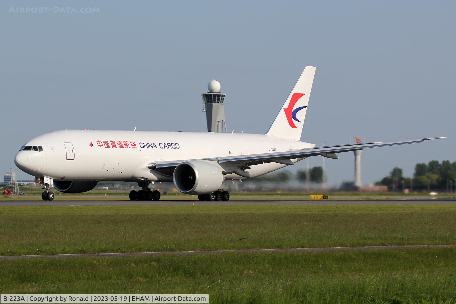B-223A, Boeing 777-F6N C/N 67799, at spl