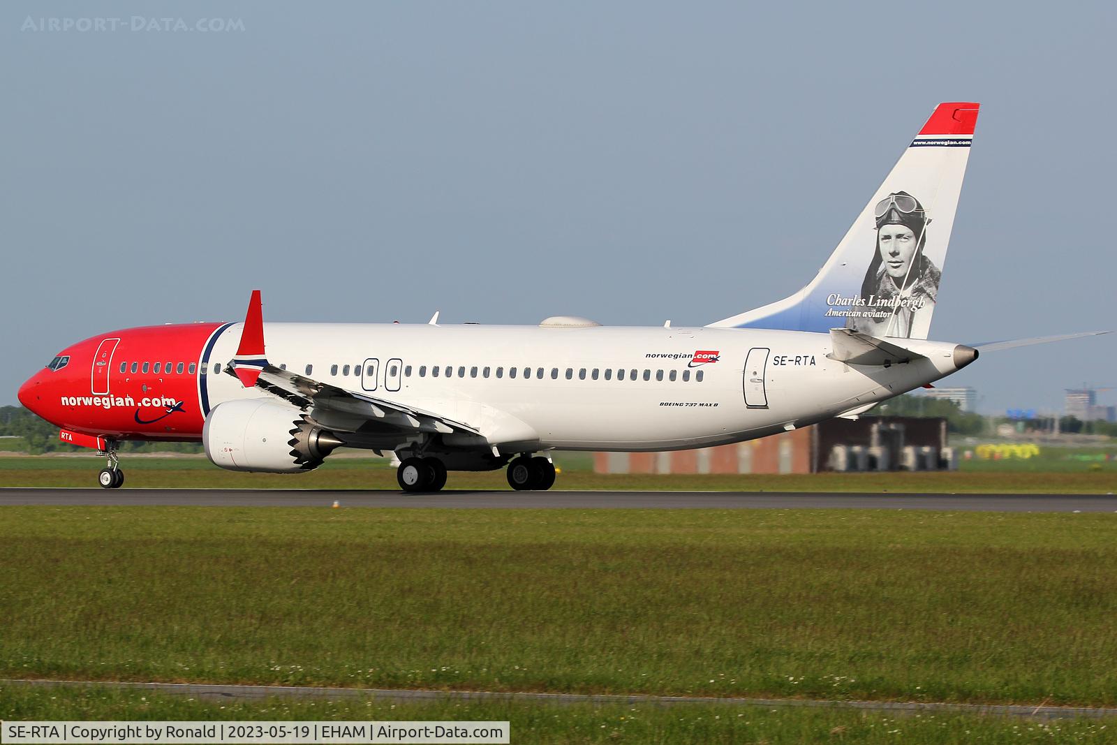 SE-RTA, 2018 Boeing 737-8 MAX C/N 42835, at spl