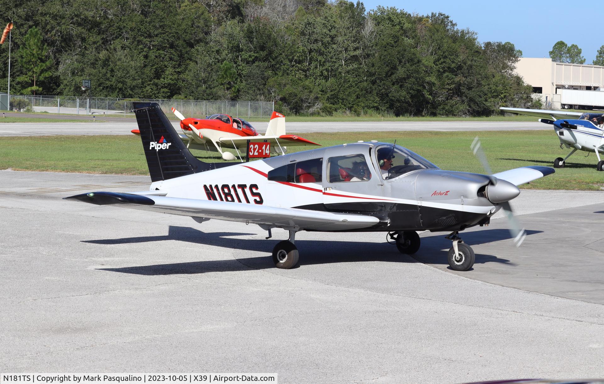 N181TS, 1975 Piper PA-28-181 C/N 28-7690062, Piper PA-28-181
