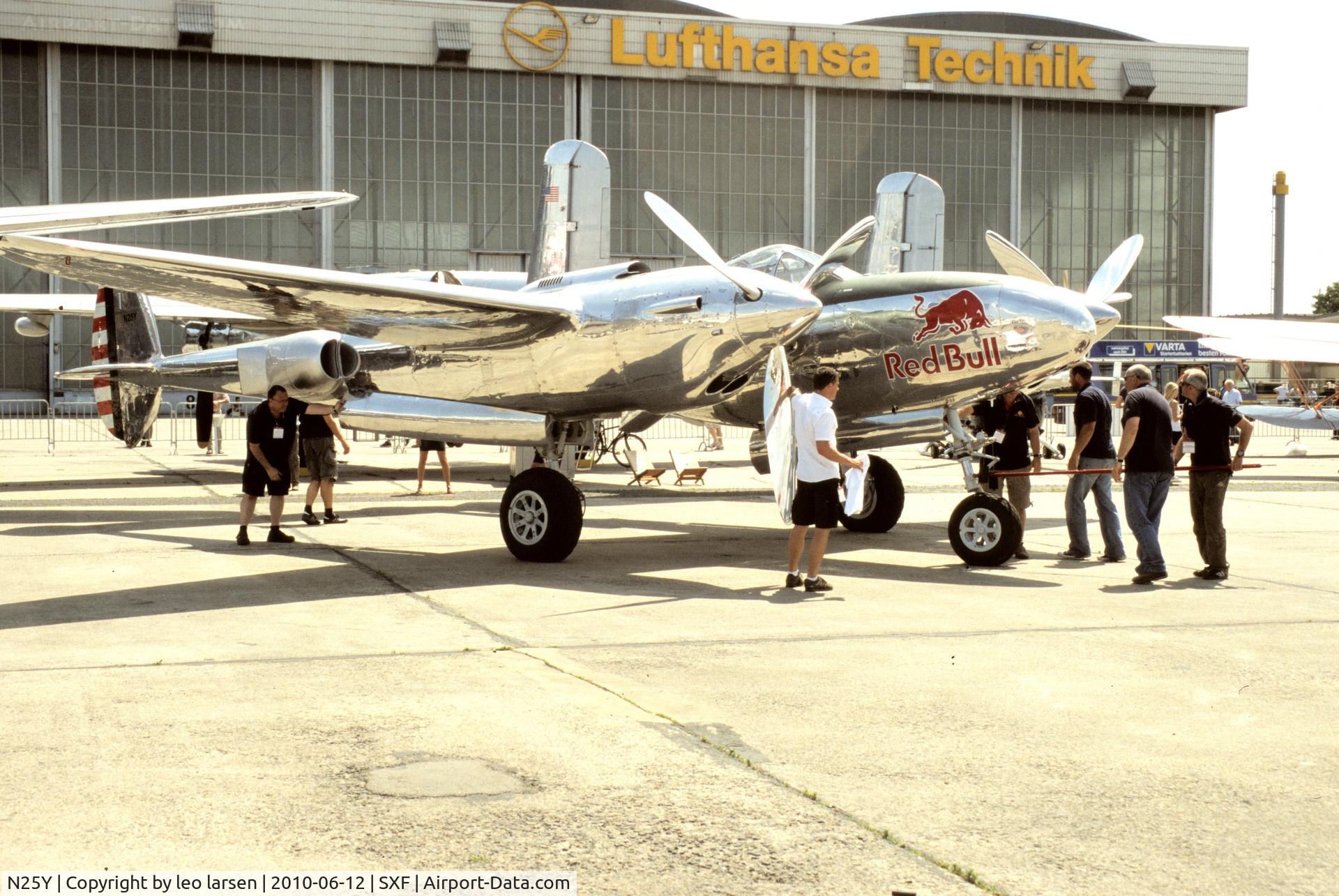 N25Y, 1944 Lockheed P-38L-5LO Lightning C/N AF44-53254, Berlin Air Show 12.6.2010
