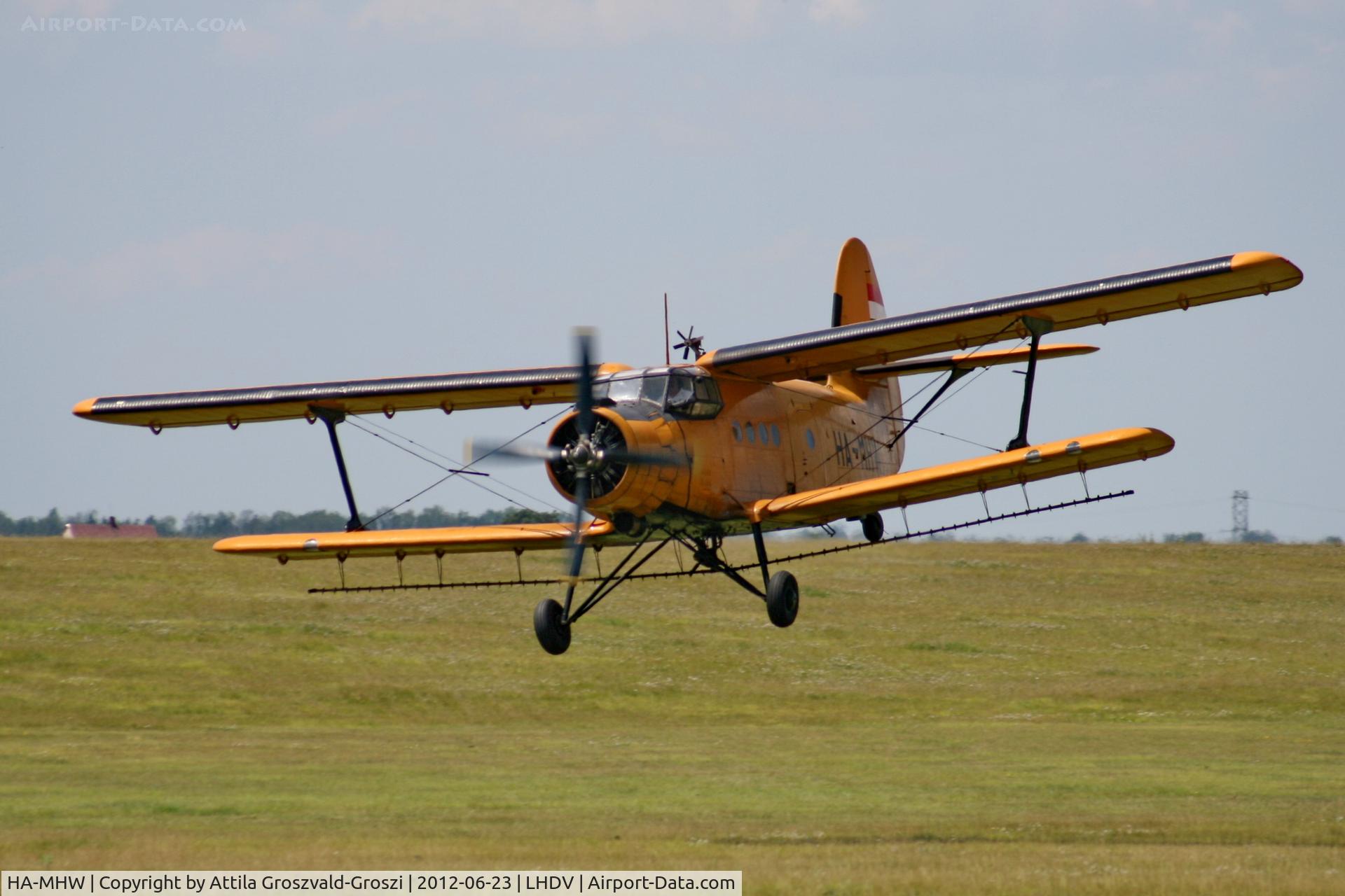 HA-MHW, 1974 PZL-Mielec AN-2R C/N 1G158-60, LHDV - Dunaújváros-Kisapostag Airport, Hungary AIRSHOW 2012