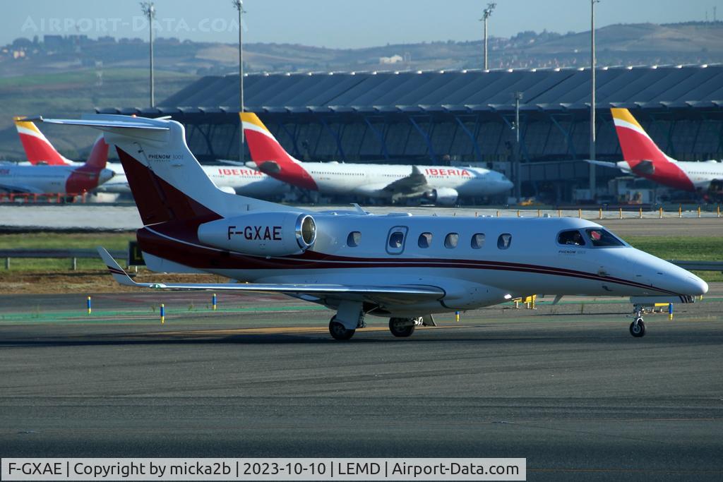 F-GXAE, 2021 Embraer EMB-505 Phenom 300 C/N 50500632, Taxiing
