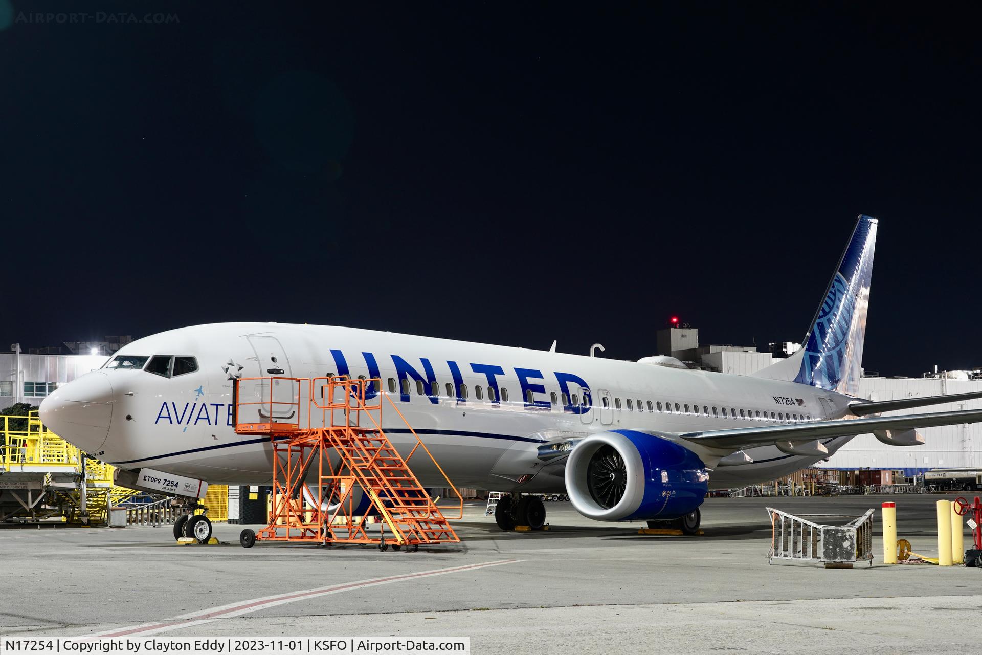 N17254, 2021 Boeing 737 MAX 8 C/N 43436, SFO 2023.