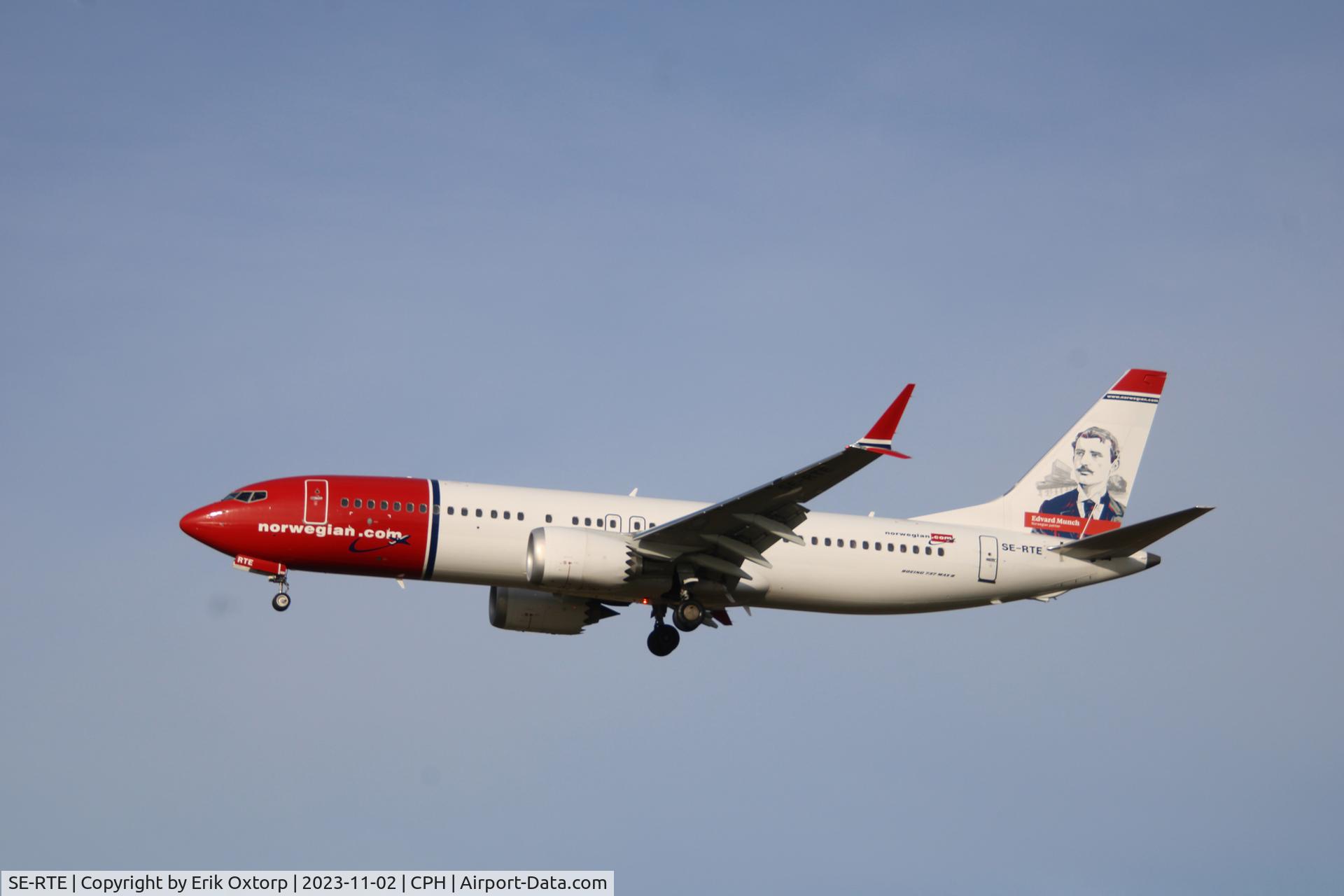 SE-RTE, 2023 Boeing 737-8 MAX C/N 43361, SE-RTE landing rw 22L