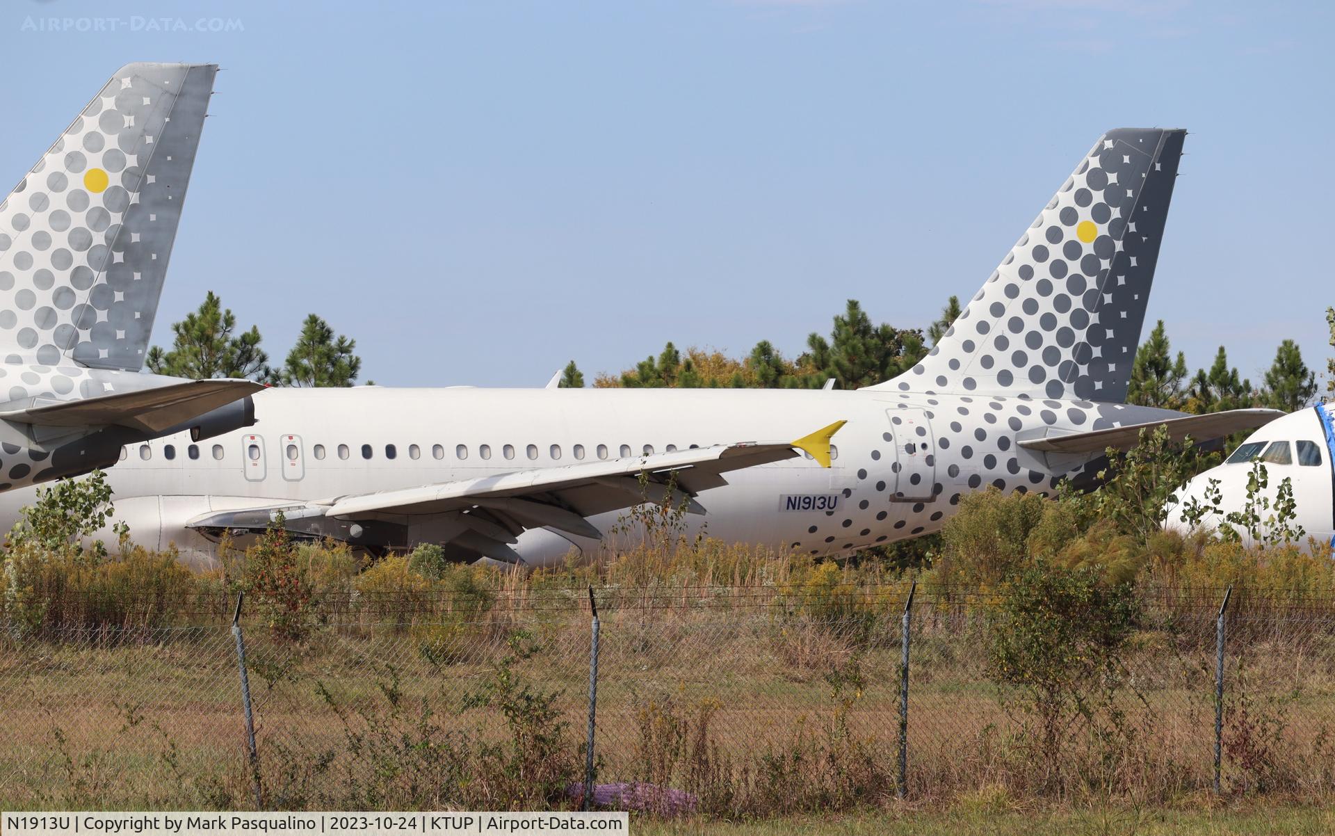 N1913U, 2004 Airbus A320-232 C/N 2168, Airbus A320-232