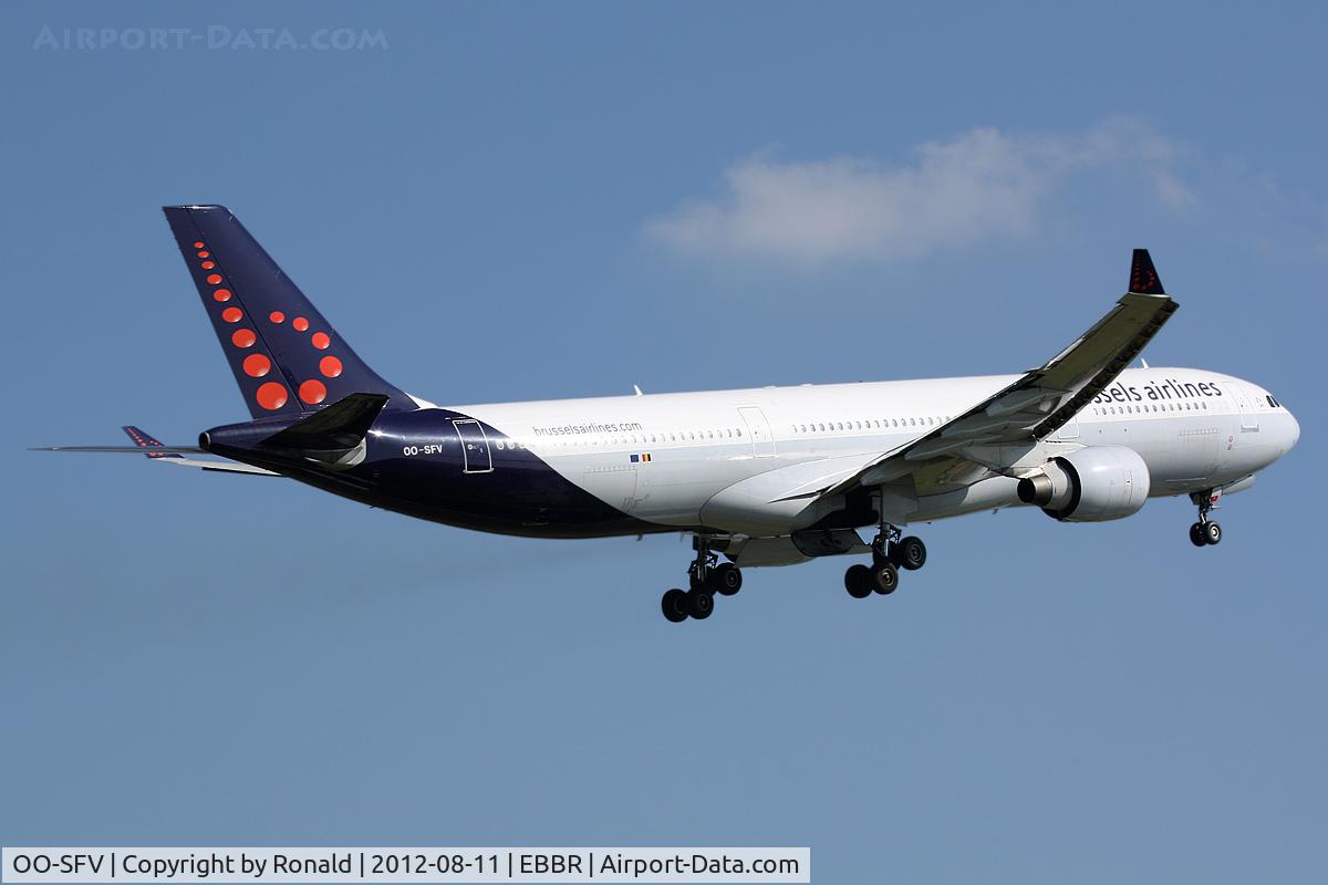 OO-SFV, 1995 Airbus A330-322 C/N 095, at bru