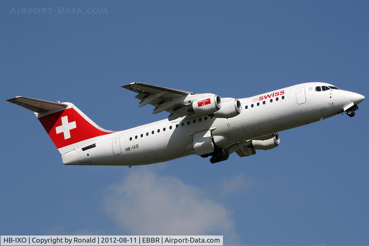 HB-IXO, 1996 British Aerospace Avro 146-RJ100 C/N E3284, at bru