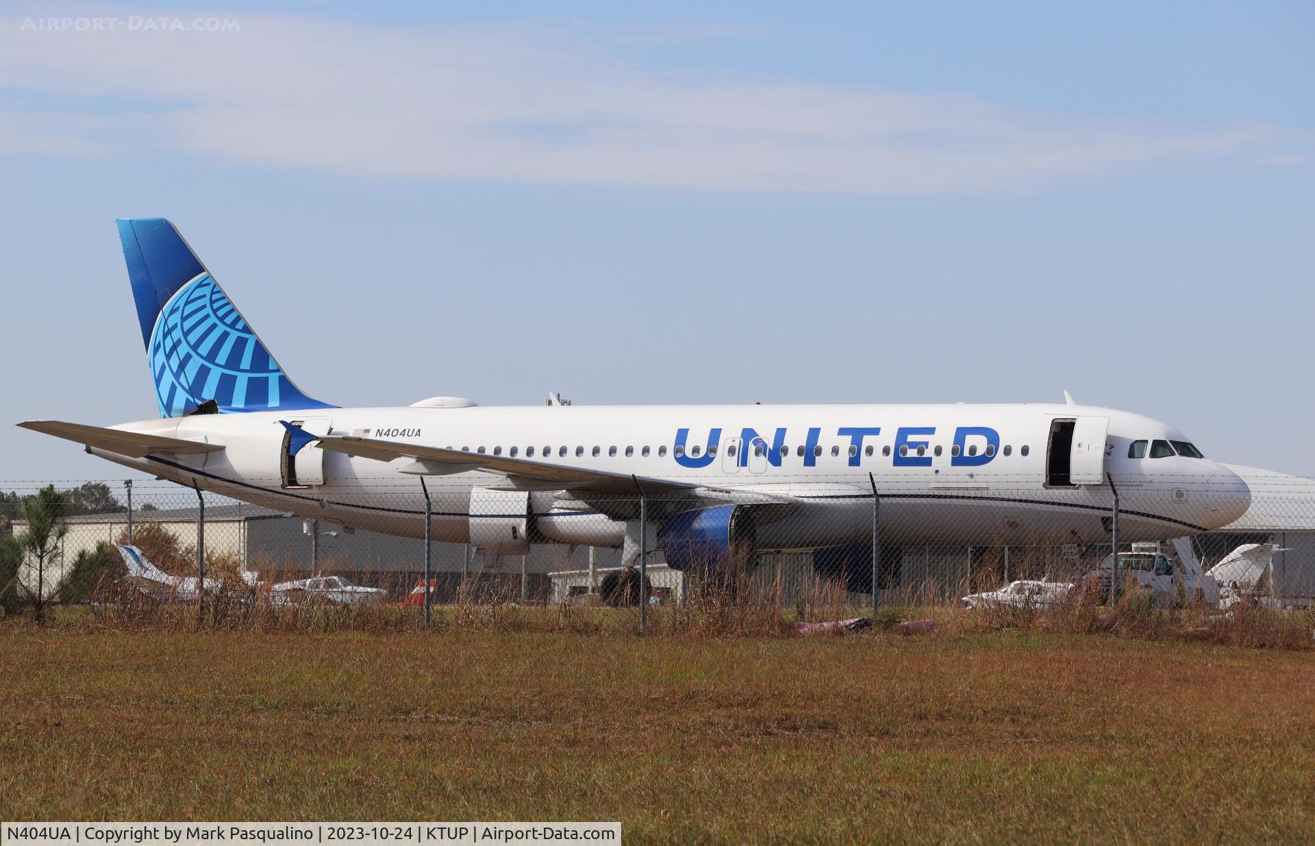 N404UA, 1993 Airbus A320-232 C/N 450, Airbus A320-232