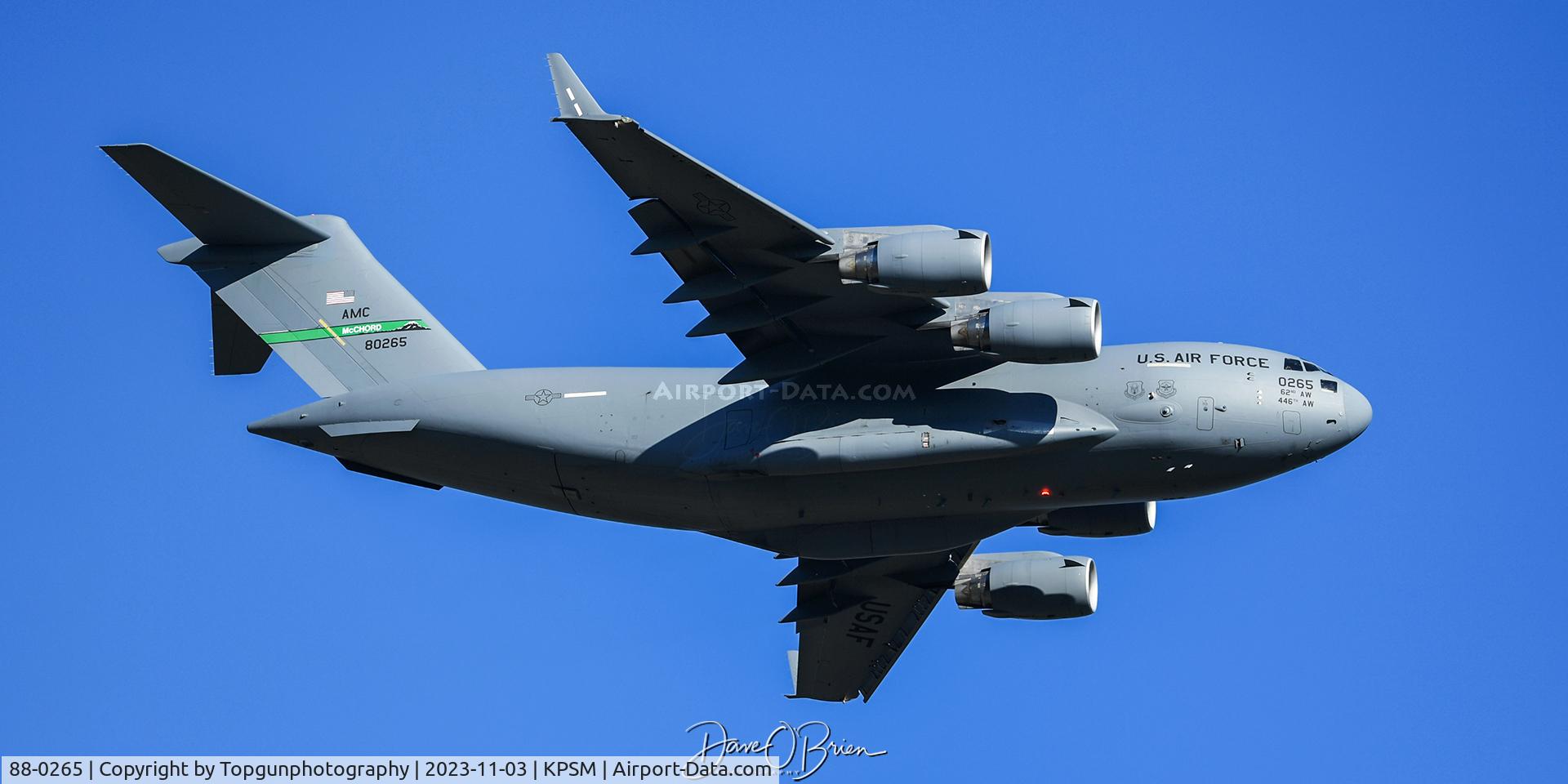 88-0265, 1988 McDonnell Douglas C-17A Globemaster III C/N P-1, REACH735 departing RW16