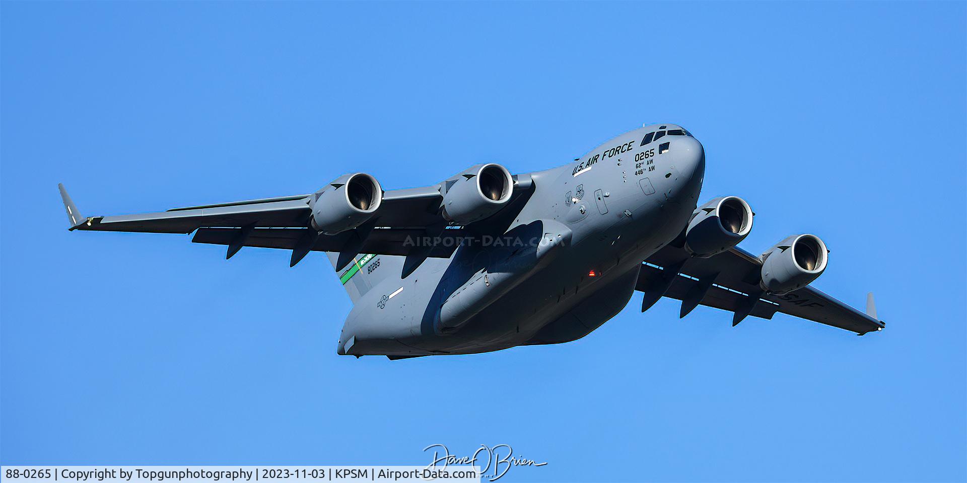 88-0265, 1988 McDonnell Douglas C-17A Globemaster III C/N P-1, Moose Climbing out of Pease