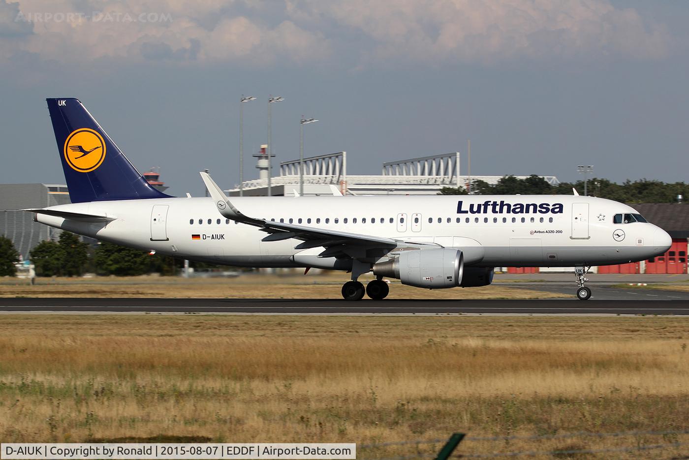 D-AIUK, 2015 Airbus A320-214 C/N 6423, at fra