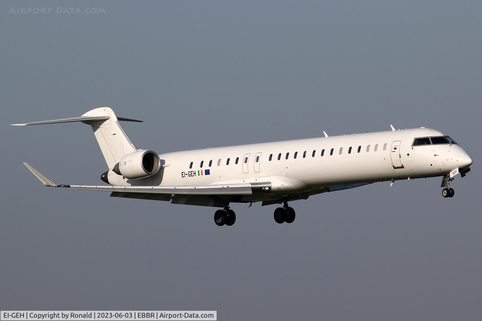 EI-GEH, 2009 Bombardier CRJ-900 (CL-600-2D24) C/N 15221, at bru