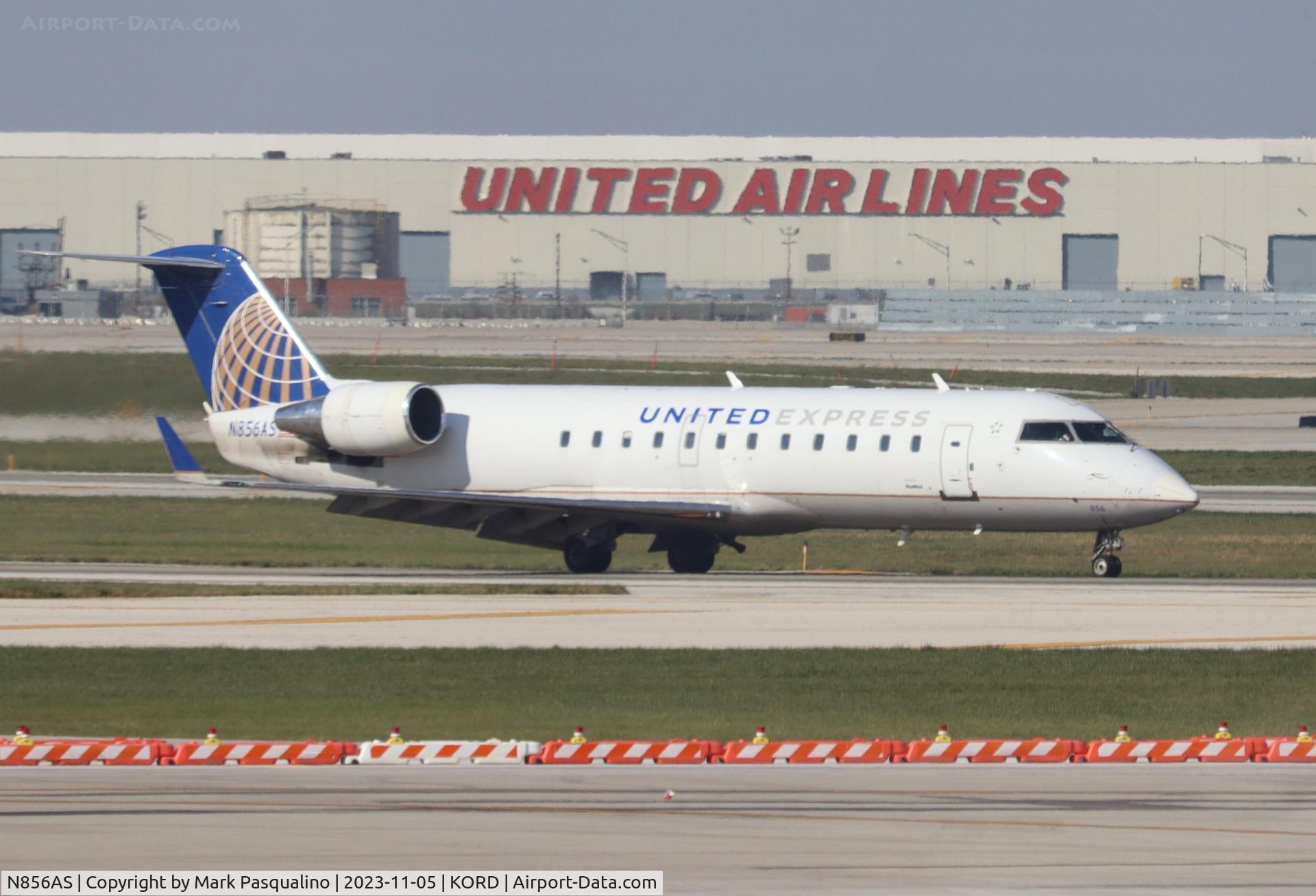 N856AS, 2000 Bombardier CRJ-200ER (CL-600-2B19) C/N 7404, CL-600-2B19