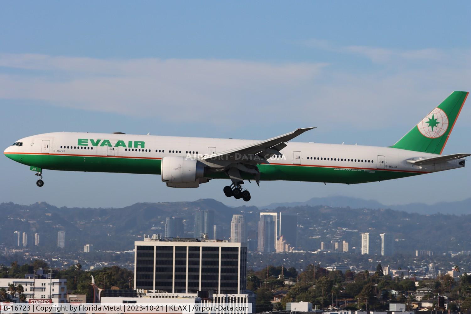 B-16723, 2015 Boeing 777-36N/ER C/N 42108, EVA 773 zx TPE-LAX