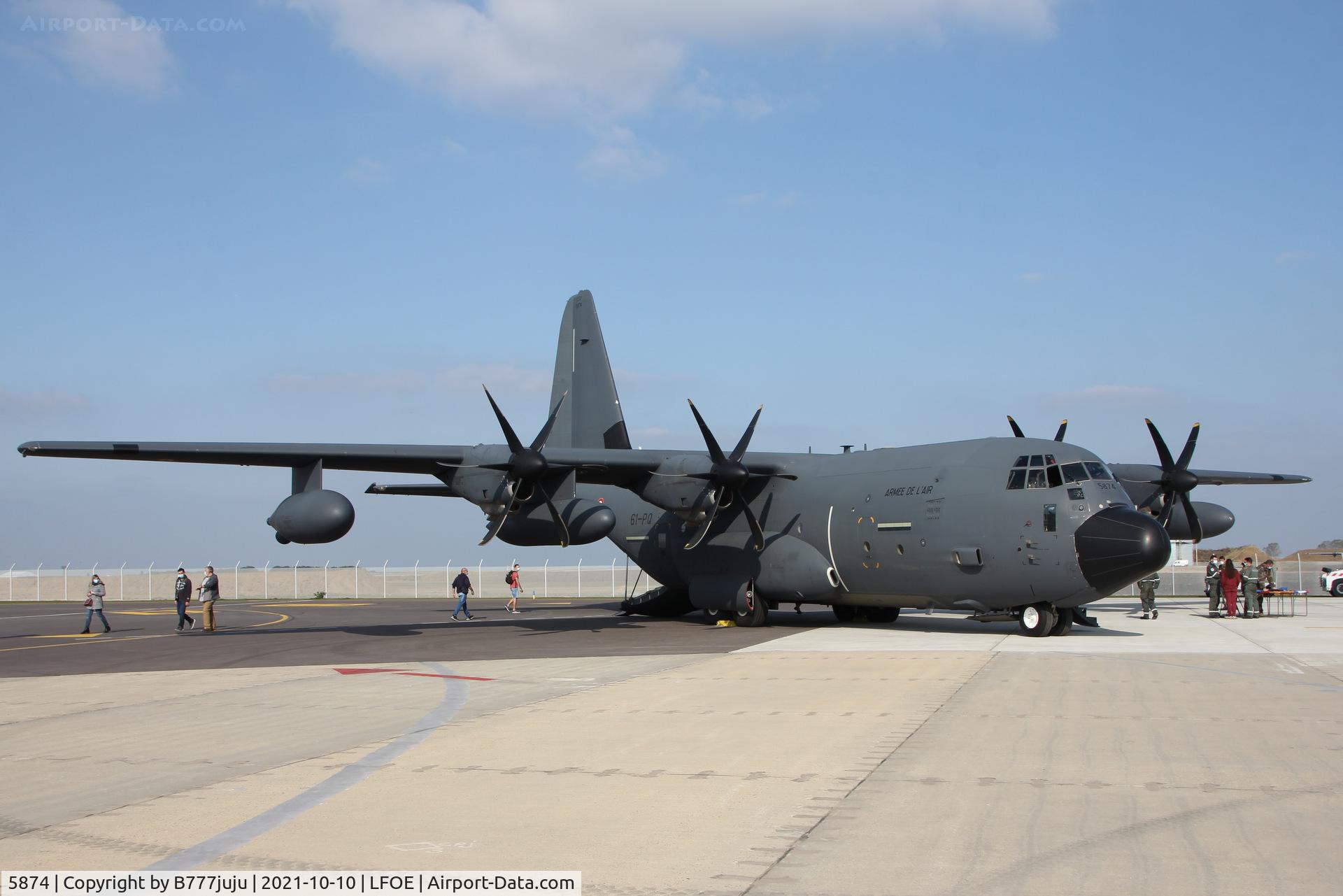 5874, Lockheed Martin KC-130J Hercules Hercules C/N 5874, at Evreux