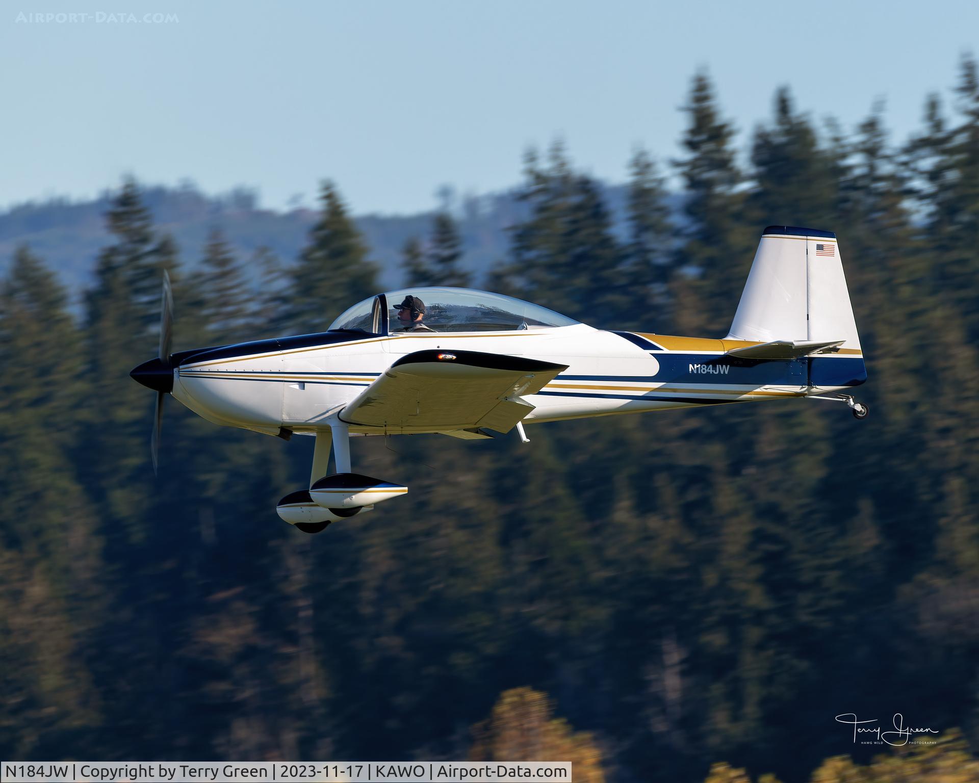 N184JW, 2001 Vans RV-8 C/N 80183, KAWO