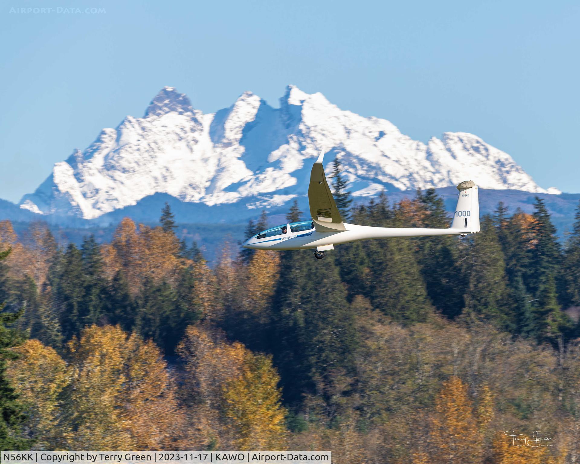 N56KK, 2002 Dg Flugzeugbau DG 1000S C/N 10-11S11, EVERGREEN SOARING