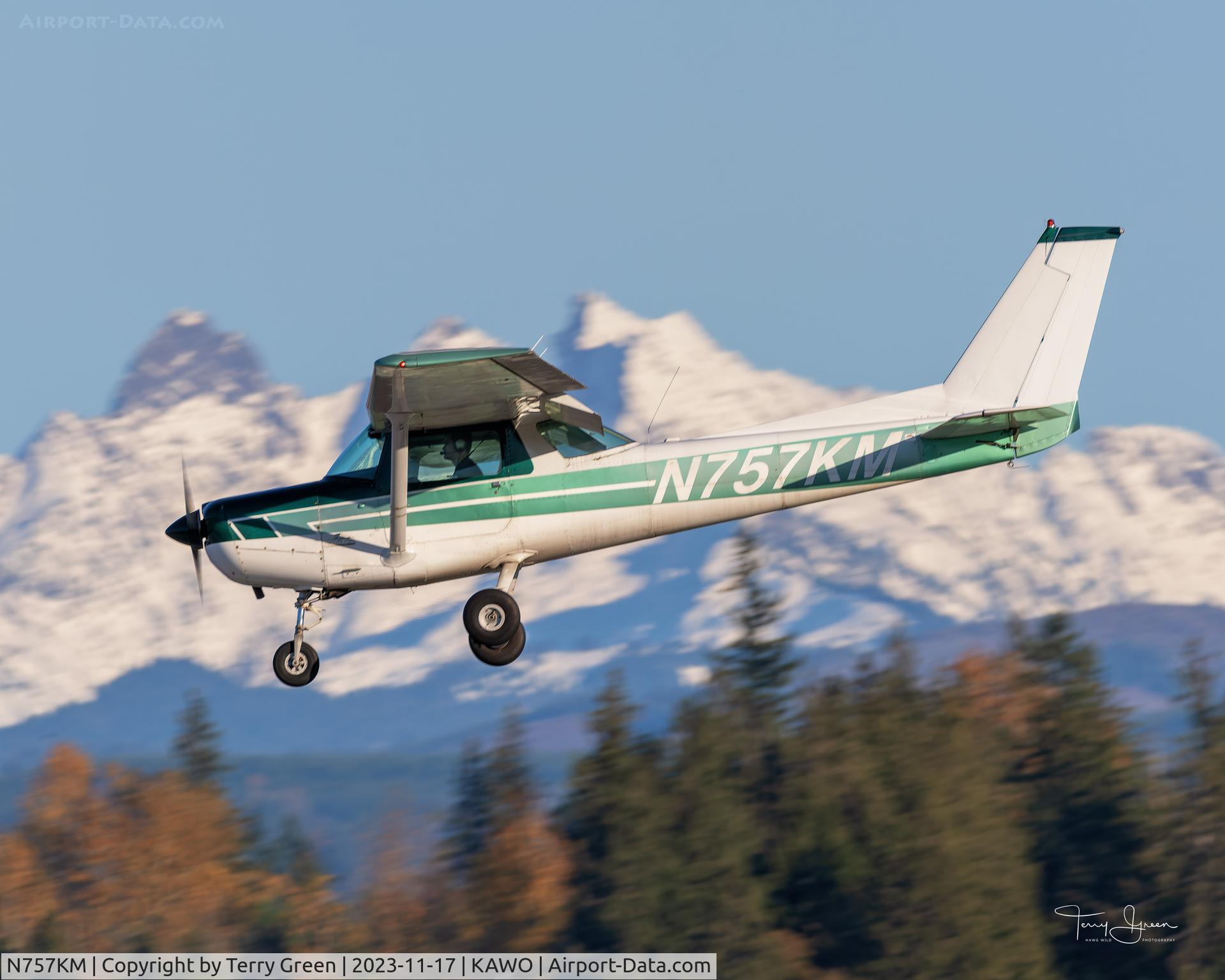 N757KM, 1977 Cessna 152 C/N 15279801, KAWO